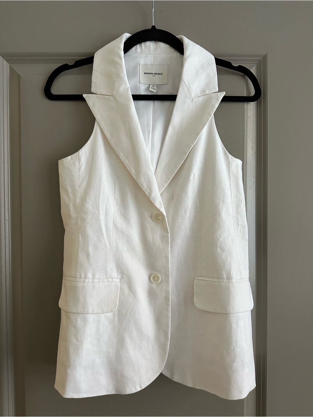 NWOT Banana Republic White Sleeveless Linen-Blend Blazer Vest